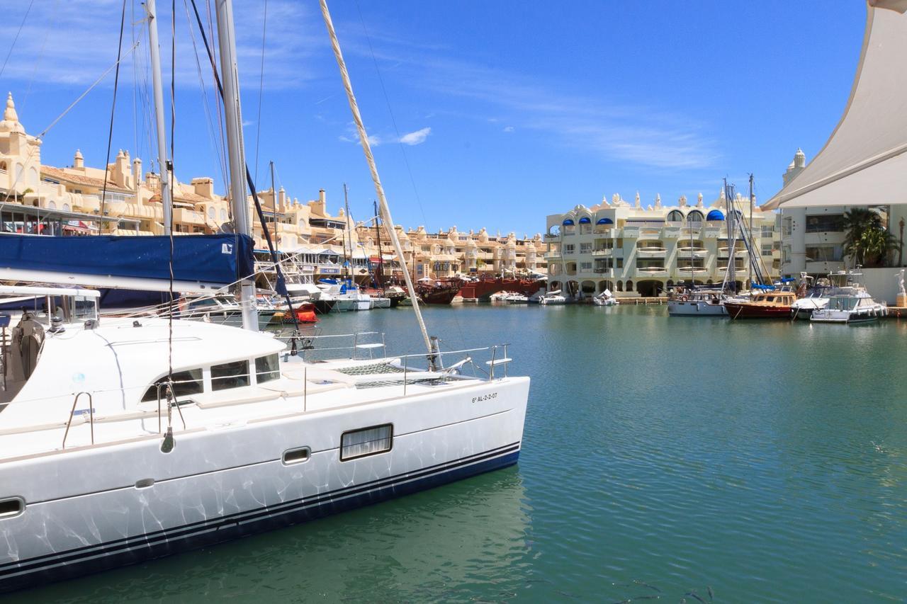 Puerto Marina Apartment Benalmadena Luaran gambar