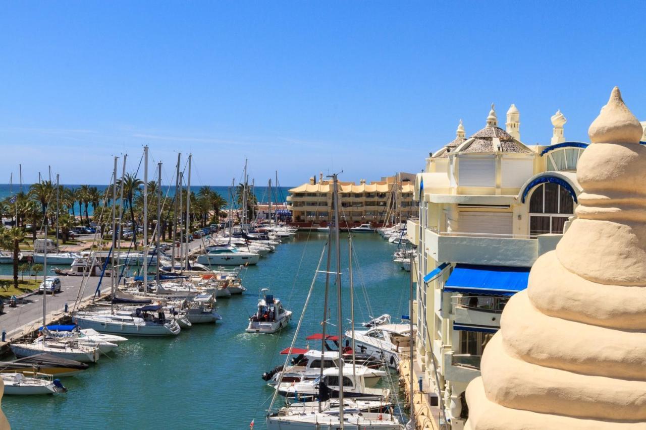 Puerto Marina Apartment Benalmadena Luaran gambar